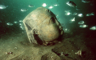Illustration for article titled Once-Majestic Cities That Sank Beneath The Ocean